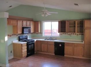 640 Foxglove Ave, Newman, CA 95360