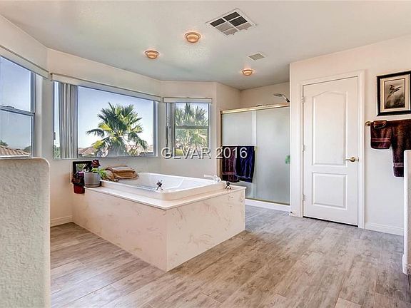 4th image of 3068 Teal Beach St