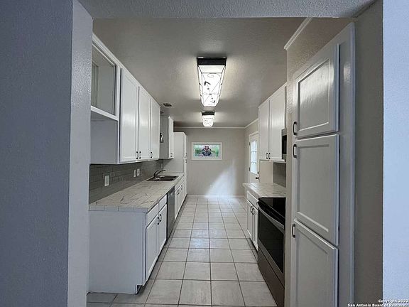 3rd image of 1411 BROOK MDW