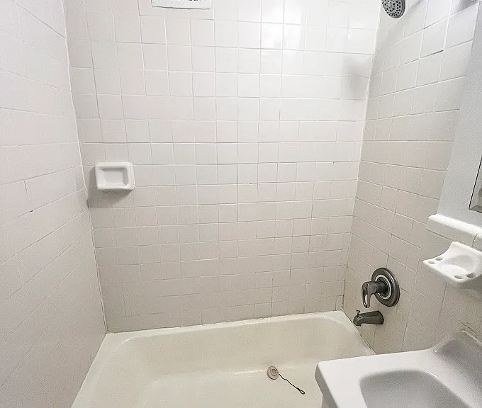 327 E 54th St #3A — Photo 10