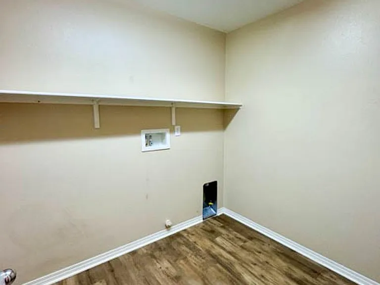 34726 Yellow Root St — Photo 27