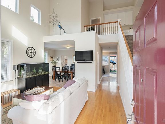4th image of 9547 Ashley Drive