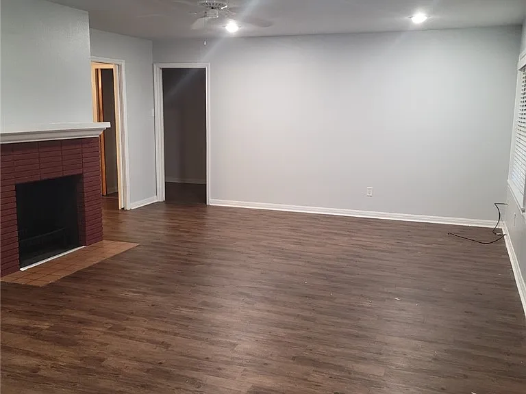 1000 Hereford St — Photo 2