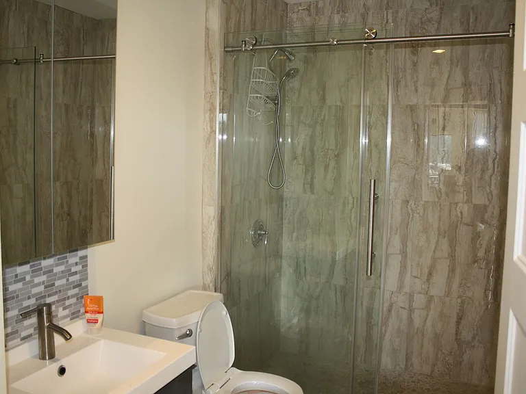 1616 Beacon St #3 — Photo 14