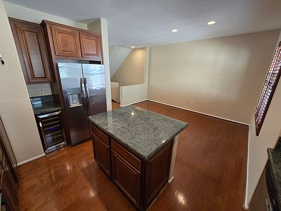 5th image of 2682 Escala Cir