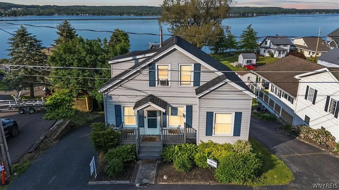 4 bed, 2.0 bath, 1467 sqft, $6,000 — Photo 1