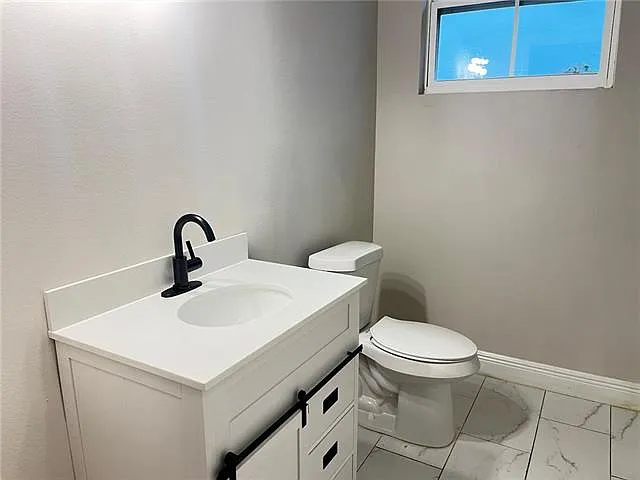 3125 Industrial Ct — Photo 5