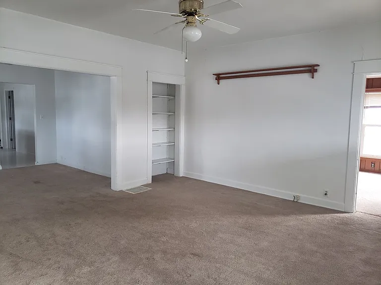 1001 S Walnut St — Photo 7