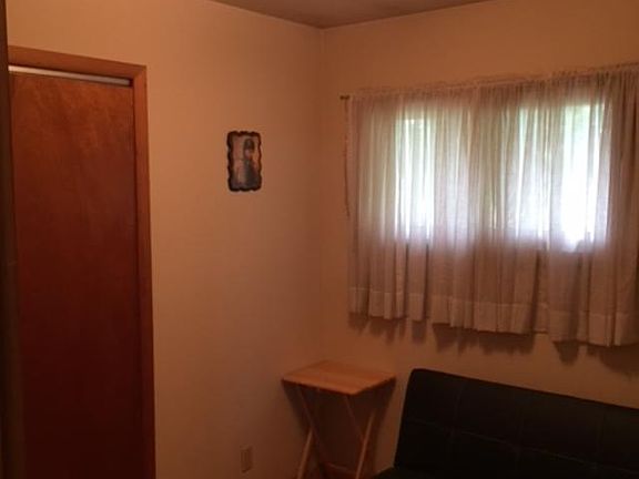 4th image of 1638 Naoma Dr