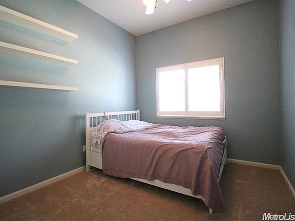 3rd image of 5527 Hoyt St