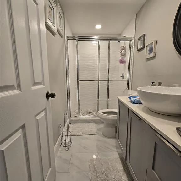244 Lexington Dr — Photo 15