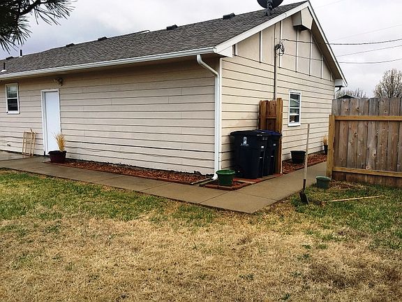 3rd image of 2848 W 5th Ave