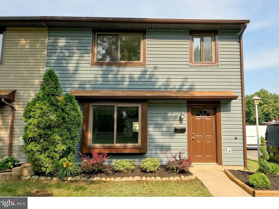 1st image of 600 Edison Dr