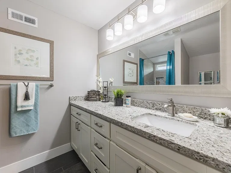 6780 Mount Pakron Dr — Photo 11