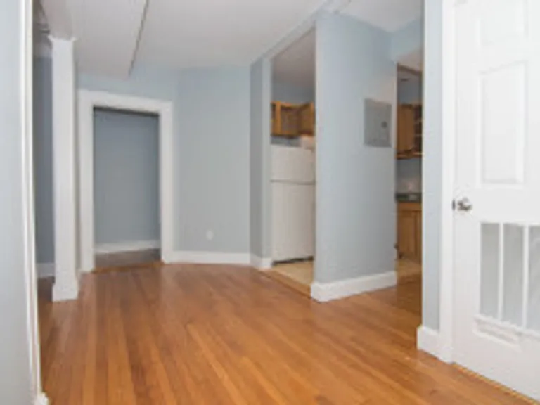 41 Boulevard Ter #2 — Photo 9