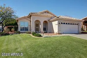 15810 S 28th Pl Photo 1