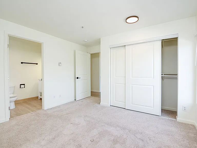 Northlink Apartments — Photo 81