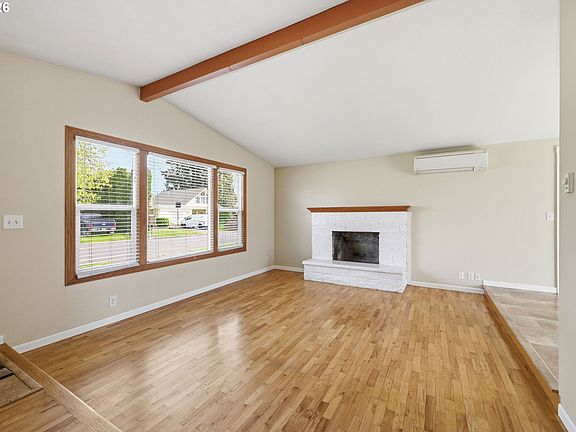4th image of 3698 Revell St