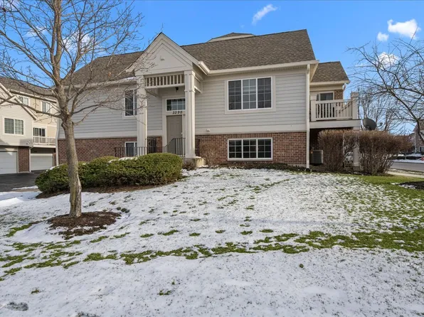 3390 Cameron Dr, Elgin, IL 60124