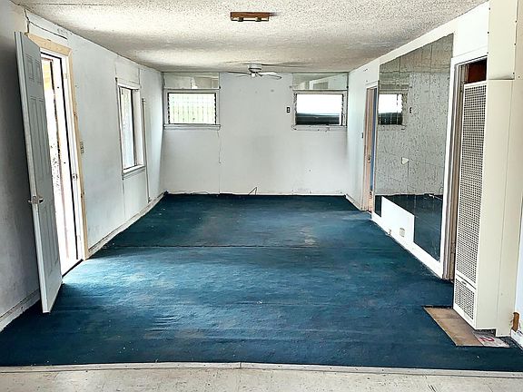 2nd image of 3838 Portola Ave