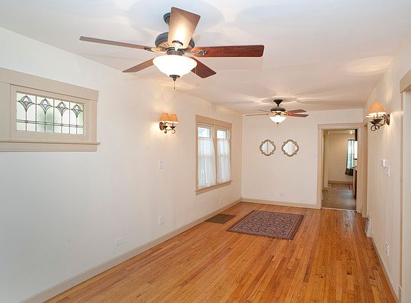 5th image of 1016 Marengo Ave