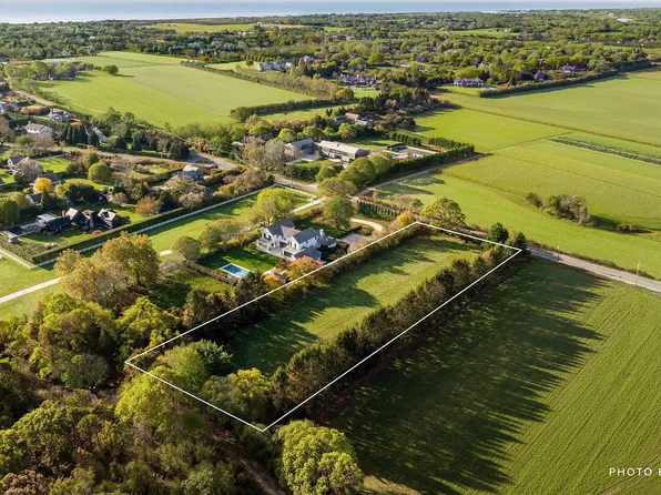 7 Town Line Rd, East Hampton, NY 11937