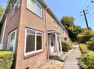 502 N 39th St, Seattle, WA 98103