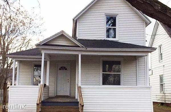 1626 Olive St photo 1