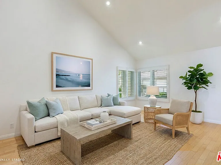 6515 Dume Dr #B — Photo 6