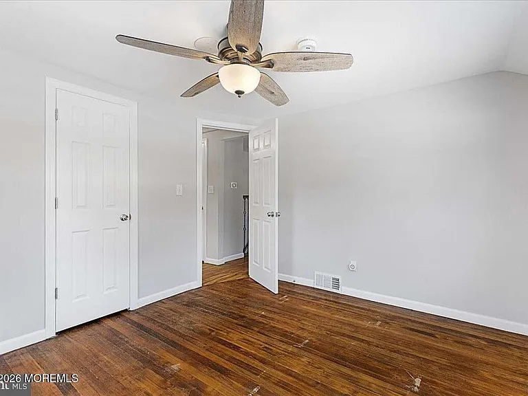 43 Iowana Ave — Photo 11