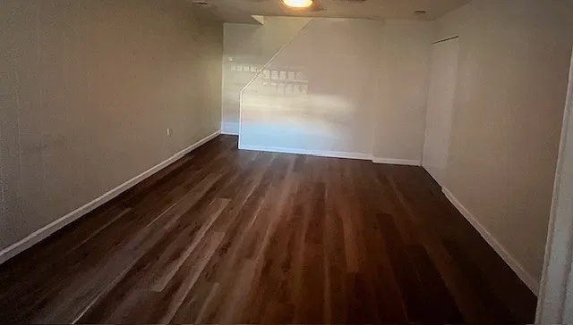 2709.5 Sarah St #2