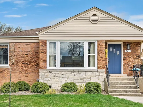 1241 Newberry Ave, La Grange Park, IL 60526