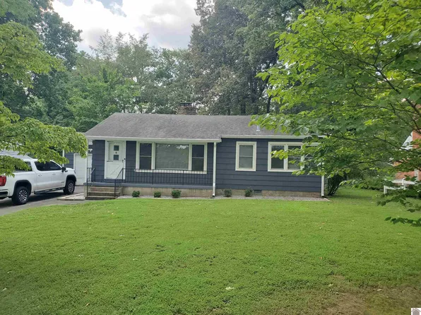 255 Country Club Ln, Paducah, KY 42001