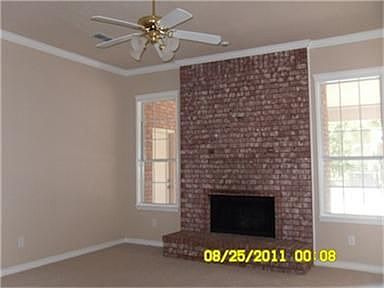 3rd image of 2919 Paladium Dr