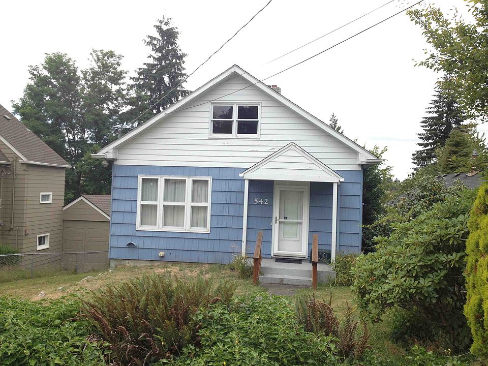 2nd image of 542 NE 102nd St