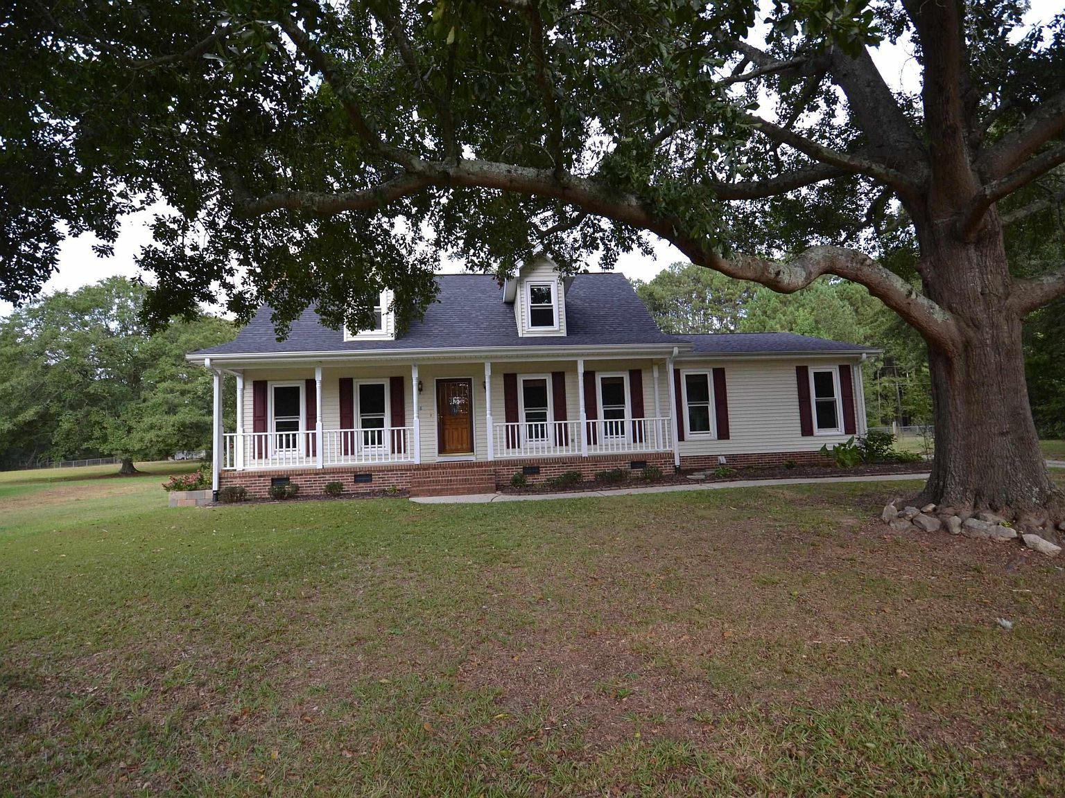 208 Greenpond Rd, Fountain Inn, SC 29644 Zillow