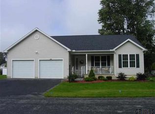 1001 One Kingswood Ct, Rotterdam, NY 12303