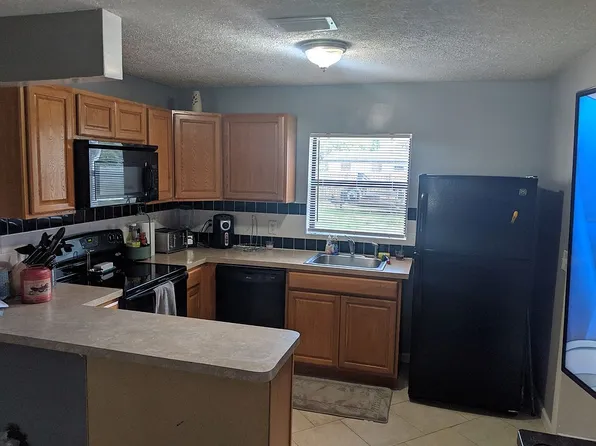 7401 Sebastian Rd, Fort Pierce, FL 34951