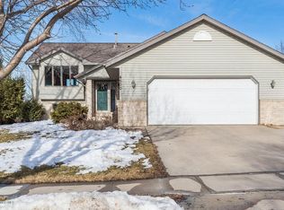 4500 Stratford Ln NW, Rochester, MN 55901