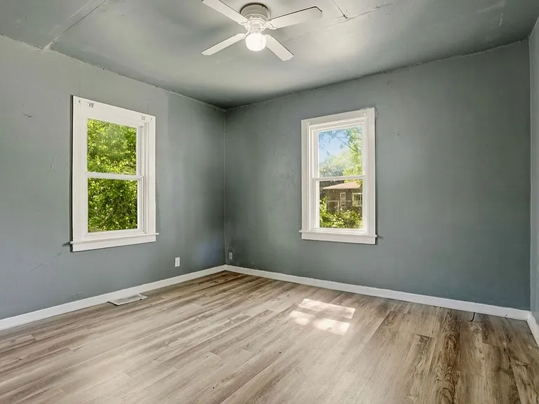 332 Bullock St — Photo 6