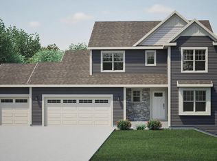 173 Sapphire Ln, Saukville, WI 53080