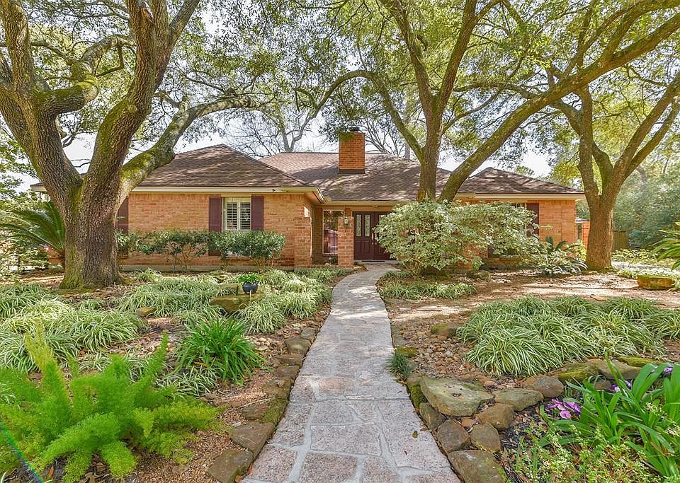 1st image of 3406 Garden Lake Dr