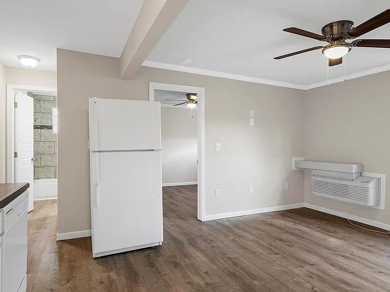 3398 High Ridge Blvd — Photo 5