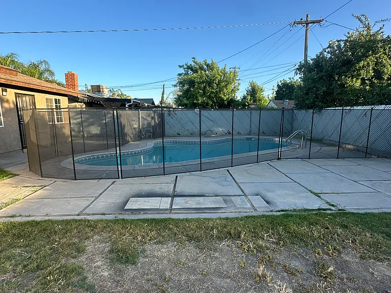 2901 Belhaven St — Photo 48