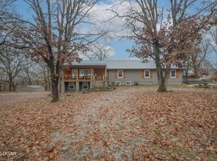 7341 Bethel Rd, Seneca, MO 64865