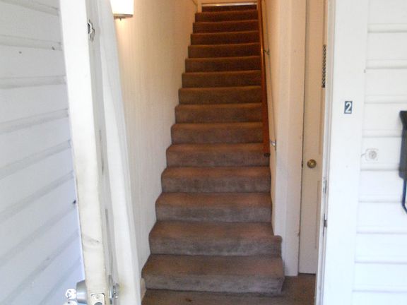 5th image of 1455 Laura St APT 2