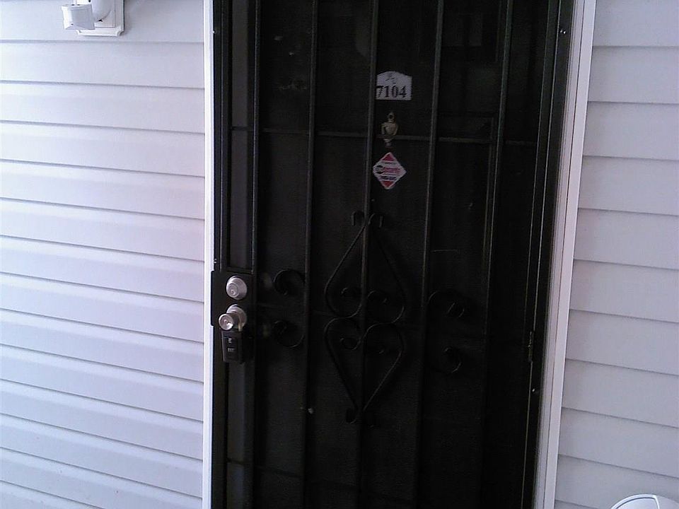 1st image of 7104 Fairington Village Dr