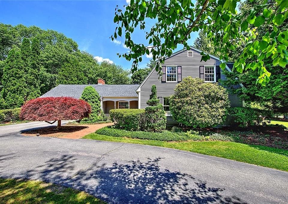 1st image of 15 Sylvia Ln