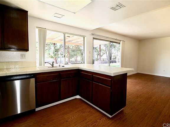 4th image of 3273 Spring Meadow Ave