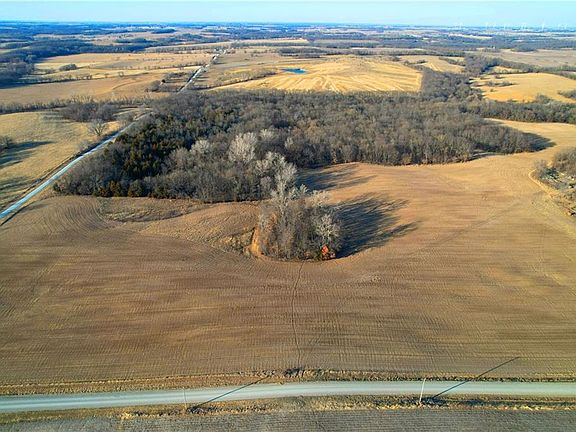 4th image of 11001 NW Pleasant Rd